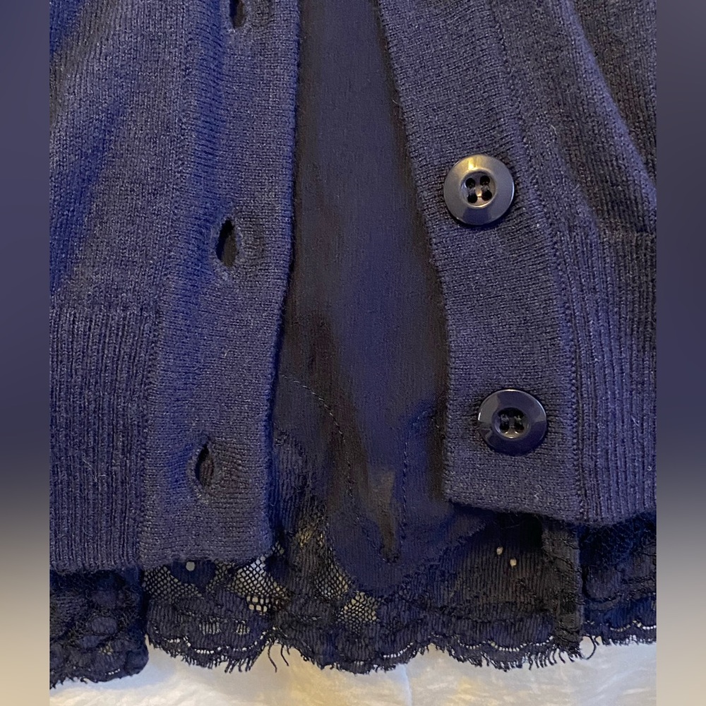 Gold Hawk Cardigan - Picture 3 of 8